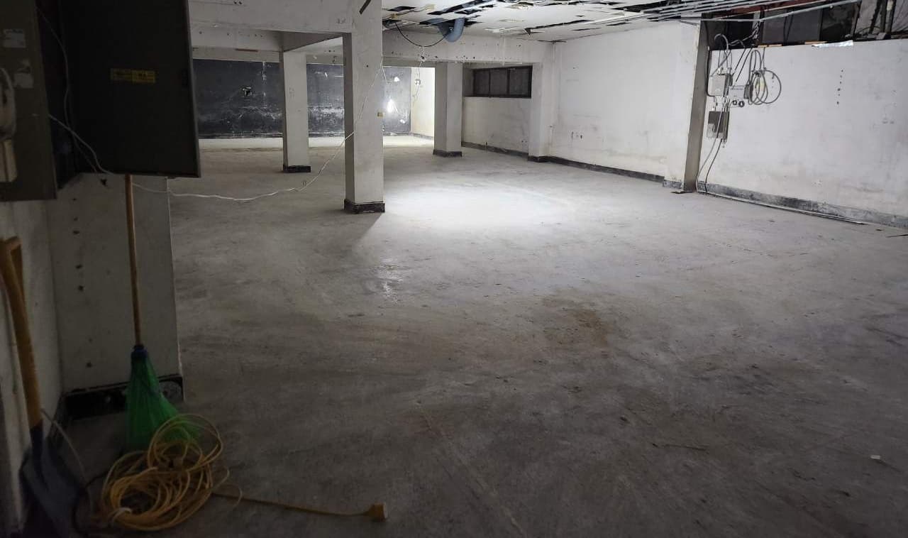 신림 지역 상가를 안전하고 깔끔하게 완료한 원상복구 현장 사진