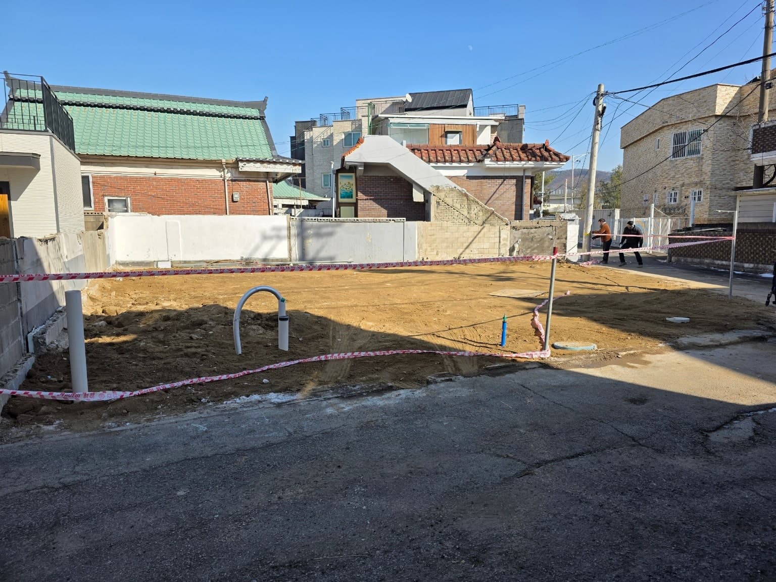 용인 주택의 철거 공사가 깔끔하게 완료된 현장 사진