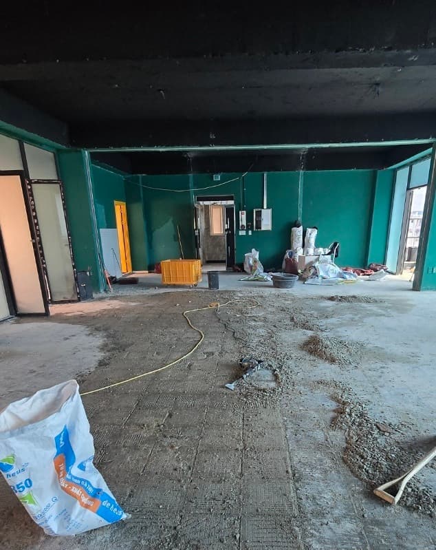 천안 지역 상가의 철거 공사를 투명한 견적으로 깔끔하게 완료한 현장 사진